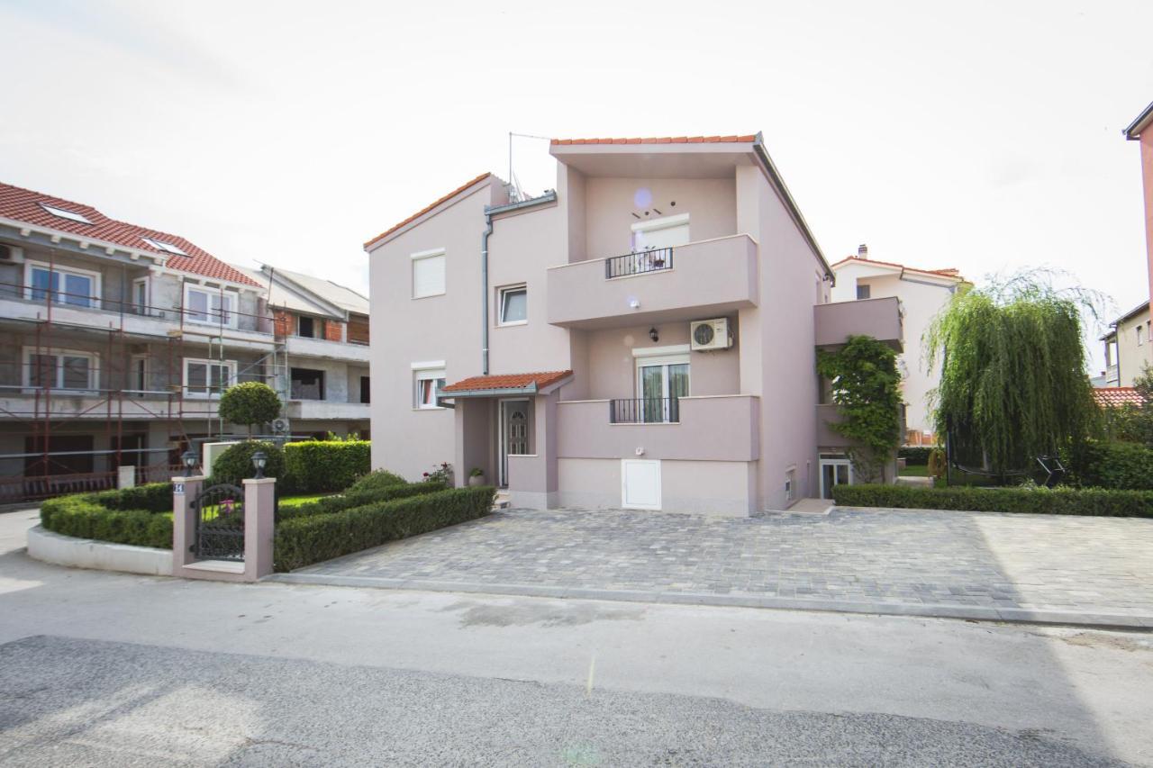 Apartment Karla&Nella Stobrec Luaran gambar